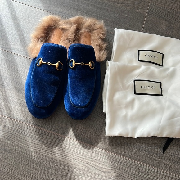 Gucci blue velvet slipper with fur - Picture 4 of 11